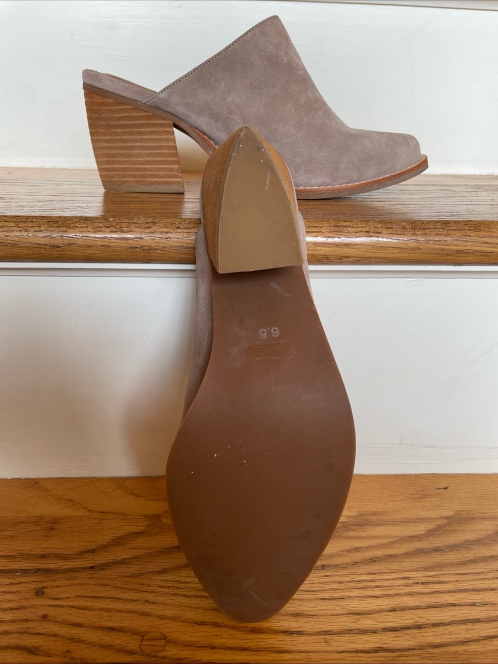 Jeffrey Campbell Shoes Taupe Gray Suede Mules Favela Women’s 6.5 Block Heel - Picture 7 of 14